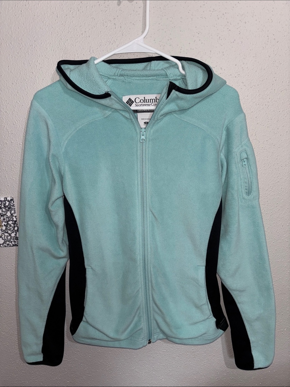 Columbia - women’s Sportswear full-zip fleece hoodie (size Small)